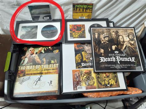 Ghost Machine Hypersensitive Autographed Ivan Moody Five Finger Death Punch Rare Values - MAVIN