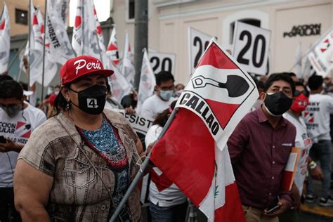 Why Uncertainty Tops the Ballot in Peru’s April 11 Presidential Election - Bloomberg