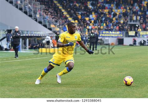 17 Championship; Joel Campbell Of Frosinone Images, Stock Photos ...