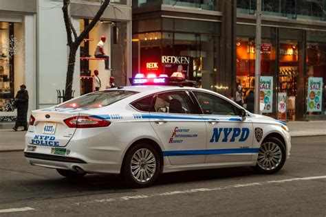 NYPD Ford Fusion Police Car - Code 3 Garage