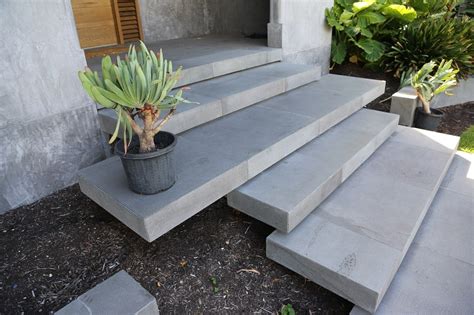 Bluestone Sawn Floating Steps Brighton - Aushen Stone