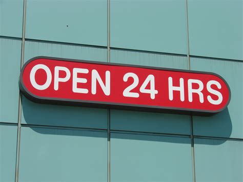 5 Things To Look For When Selecting A 24 Hour Pharmacy - FindABusinessThat.com