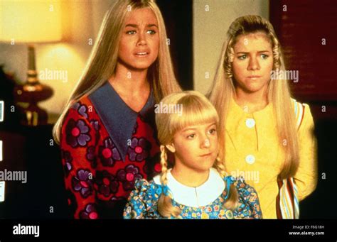 Christine taylor brady bunch movie hi-res stock photography and images ...