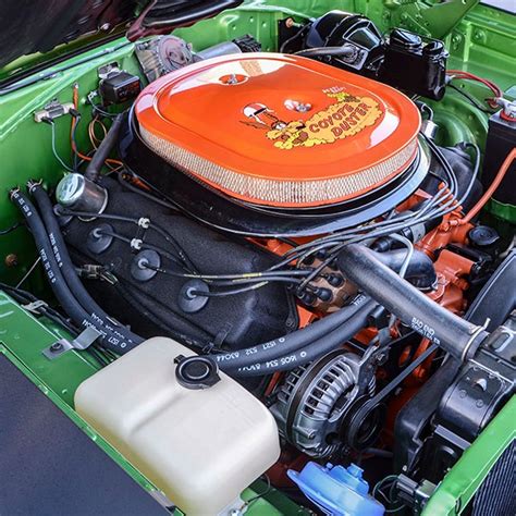 1969 Plymouth Road Runner Hemi Engine