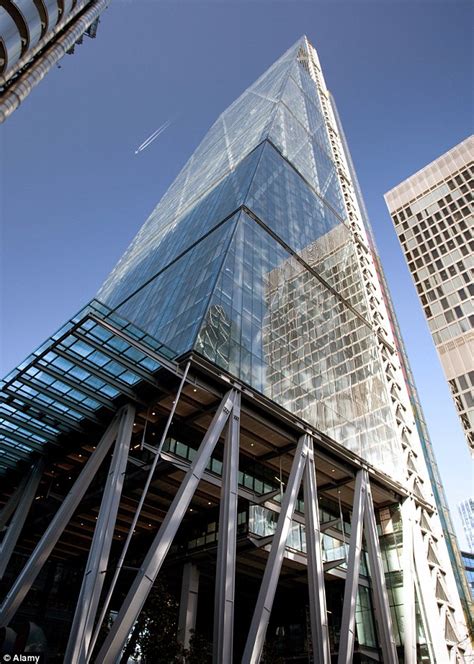 Safety alert at London's 'Cheesegrater' as THIRD bolt size of human arm falls off | Daily Mail ...