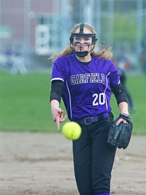 Former Washington Husky softball player Whitney Jones having immediate ...