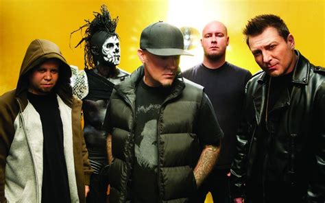 Limp Bizkit Tease New Music After Calling Off All 2021 Gigs