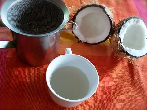 Les trucs & astuces de Aachchi #2 : l'eau de coco - Trek'Ceylan