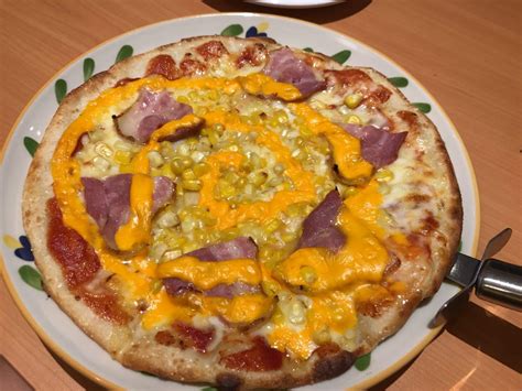 Japanese Pizza Recipe / Ieatishootipost Thin Crispy Japanese Style ...