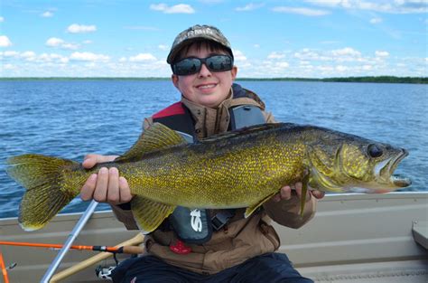 Esnagi Lake, Algoma, Ontario | Fish'n Canada