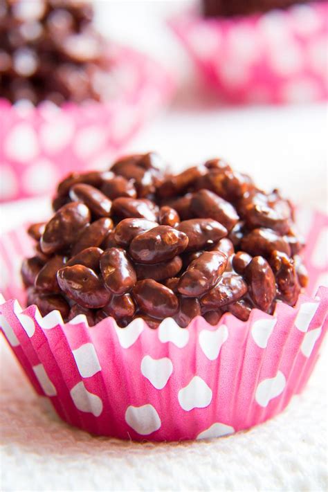 No Bake Healthy Dark Chocolate Rice Crispy Cakes | Chocolate rice ...