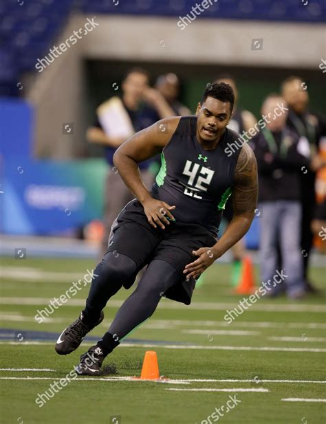 Ronnie Stanley Notre Dame Offensive Lineman Editorial Stock Photo ...