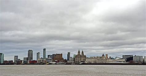 UK Weather: Liverpool set for 10 days of rain and cool temperatures ...