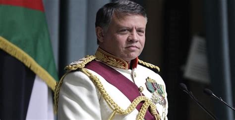 King Abdullah II of Jordan Biography - Facts, Childhood, Family ...