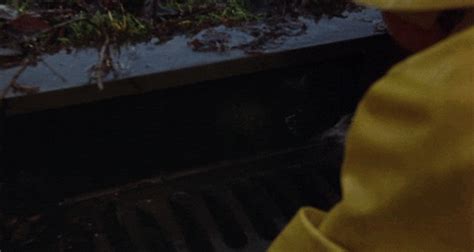 Pennywise Stephen King GIF by Maudit - Find & Share on GIPHY