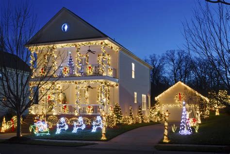 Christmas Lights Outdoor To See 2023 Latest Perfect Most Popular Review ...