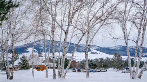 Destinations: Missoula Snow • Snowshoe Magazine