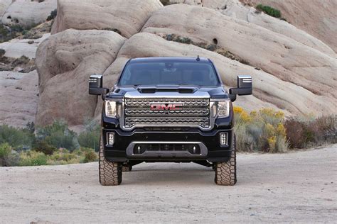 2020 GMC Denali HD equipped with a Fabtech Leveling Kit | Duramax diesel, Gmc trucks, Trucks