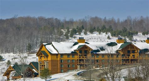 Hope Lake Lodge Cascades Indoor Waterpark Greek Peak - Ultimate Ski