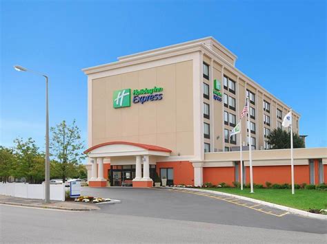 Holiday Inn Express Boston Hotel by IHG