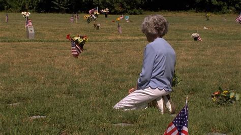 Families remember fallen heroes at Bay Pines National Cemetery