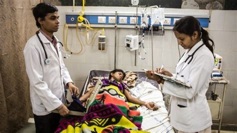 India unveils 'world's largest' public healthcare scheme - BBC News