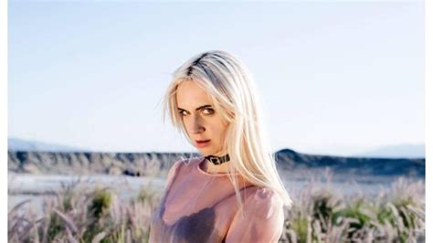 MØ over de Spice Girls, tattoos, Major Lazer en meer | NPO 3FM