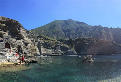 Pollara Beach in Salina - Aeolian Islands Photos, Images & Pictures - Siciland.com