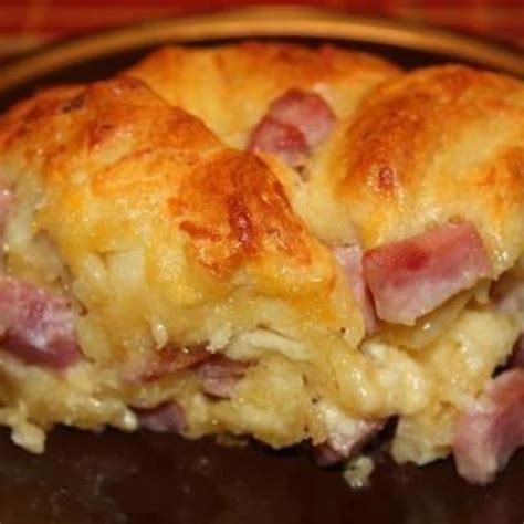 Crescent Roll Breakfast Casserole