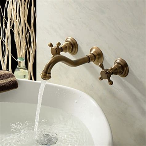 Bathroom Sink Faucets - Farmhouse - Bathroom Sink Faucets - other metro ...