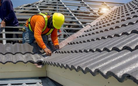 Selecting the Best Roofing Materials for Installation - Southeastern Roofing and Construction