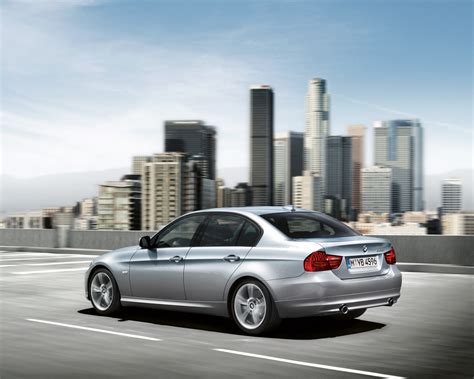 BMW 3 Series Sedan | Automotive Car on the Week