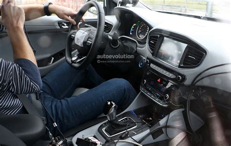 Spyshots: Hyundai Ioniq Interior Revealed, Looks Sober and Conventional ...