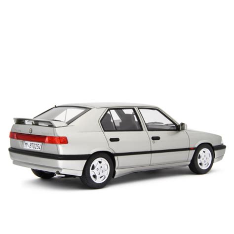 Alfa Romeo 33 1.7 16v permanent 4 1991 1:18 Model car 1:18 Laudoracing