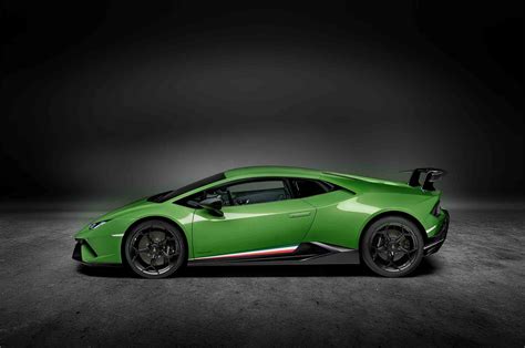 Lamborghini Unveils ‘Ring Master Huracan Performante | Automobile Magazine