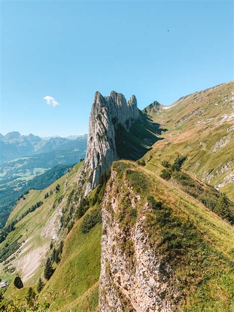 APPENZELL HIKING GUIDE and bonus information - Zanna Van Dijk