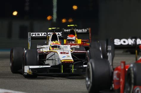 Picture gallery GP2 final races 2015 in Abu Dhabi: Photo 6/10