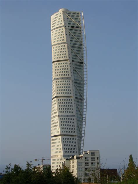 File:Turning Torso 3.jpg - Wikipedia