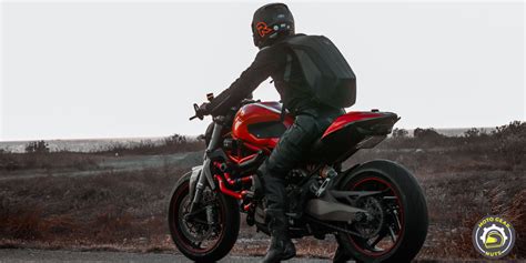 How to Choose a Motorcycle Jacket: The Checklist