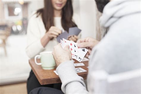 11 Fun 2-Person Card Games to Play on Your Next Date Night ...