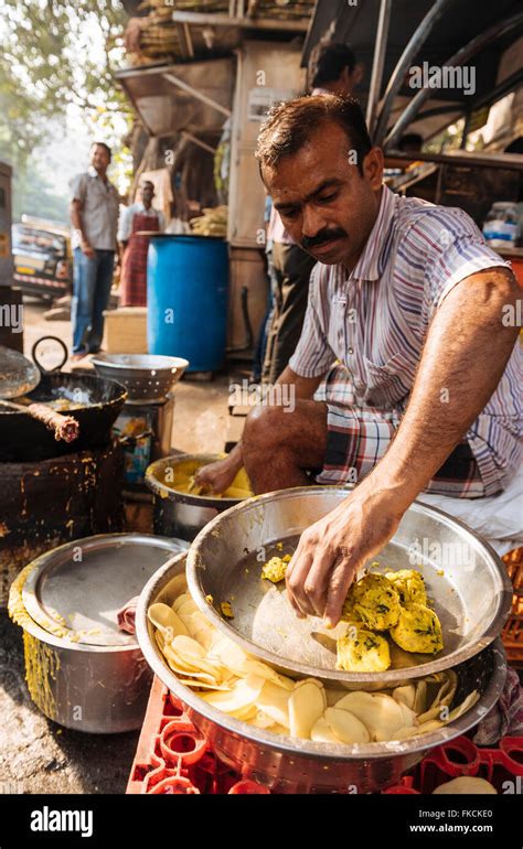 Street food stall, Mumbai, India Stock Photo - Alamy