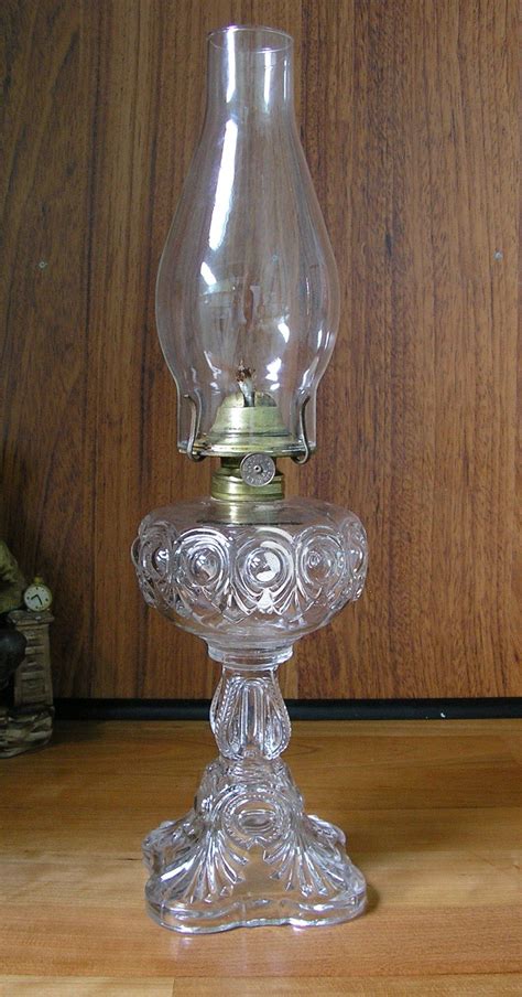 Clear Glass Bullseye Fine Detail Oil Lamp Kerosene Lamp | Antique oil lamps, Kerosene lamp, Oil ...