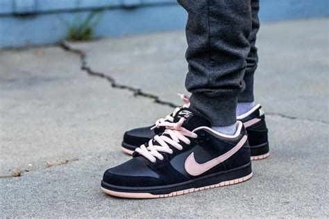 Nike SB Dunk Low Black/Washed Coral On Feet Sneaker Review | Nike sb shoes, All nike shoes ...