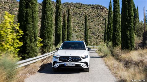 2023 Mercedes-Benz GLC 300 de 4MATIC AMG Line (Color: MANUFAKTUR Diamond White Bright) - Front ...