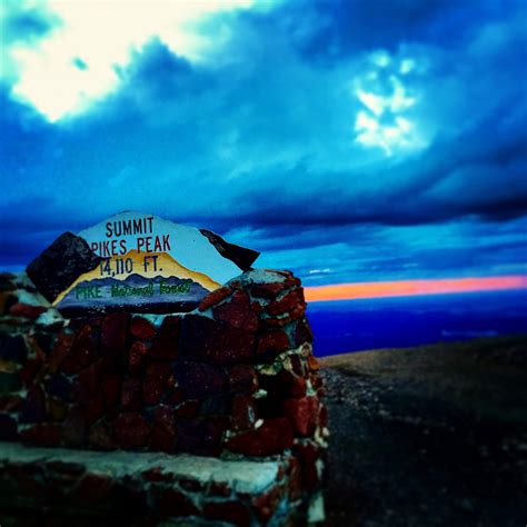 Pikes Peak Summit Sign - Pikes Peak Summit Photos - Jared Stark