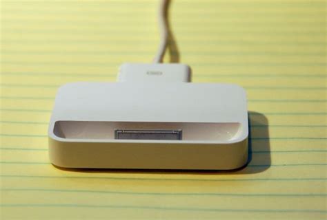 Review: Apple iPhone 4 Dock - iPhone J.D.