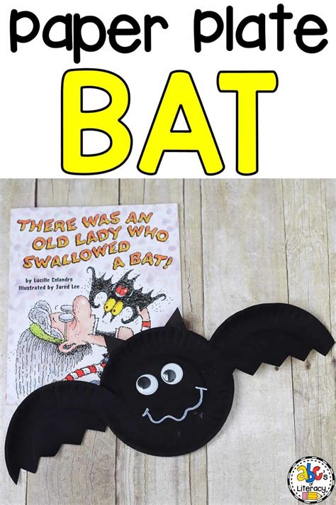 Paper Plate Bat Craft: Book-Inpsired Craft for KIds