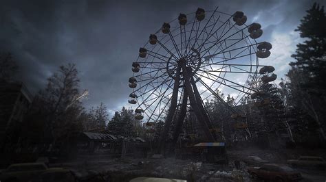 Exploring the Abandoned Ferris Wheel in Pripyat