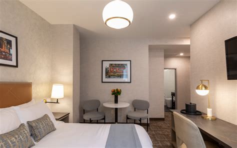 Accommodations in Manhattan | Broadway Plaza Hotel