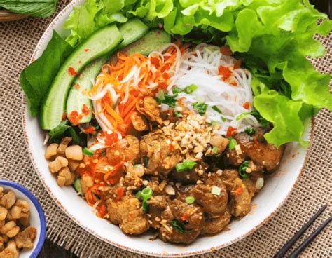 Bún thịt nướng Hà Nội - 11 quán nổi tiếng, ngon đậm vị